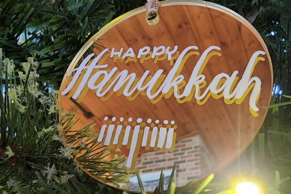 Modern Calligraphy & Ornament Lettering for Beginners at Commas Food Hall